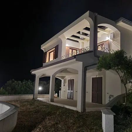 Holiday home - House With Panoramic View Immersed In Full Nature