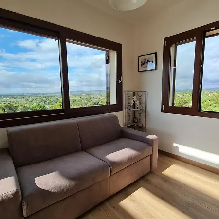- House With Panoramic View Immersed In Full Nature Nyaraló *