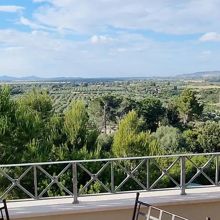 - House With Panoramic View Immersed In Full Nature *